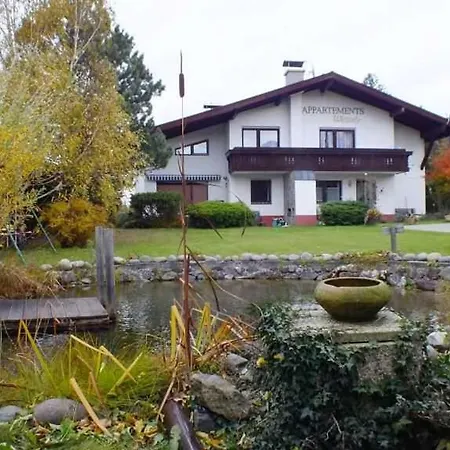 Wessely Am Golfplatz Lans Apartmán *