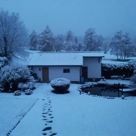 Wessely Am Golfplatz Lans Apartmán